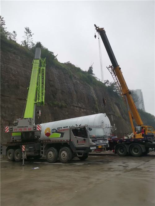 通化县“不怕风雨冻”—— 吊车的 “恶劣环境适应” 技术